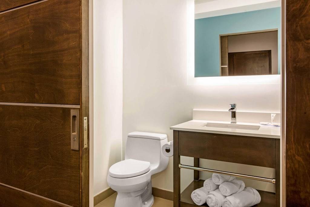 The Cove Hotel, an Ascend Hotel Collection Member | restaurant | 200 E Willow St, Long Beach, CA 90806, USA | 5624267611 OR +1 562-426-7611