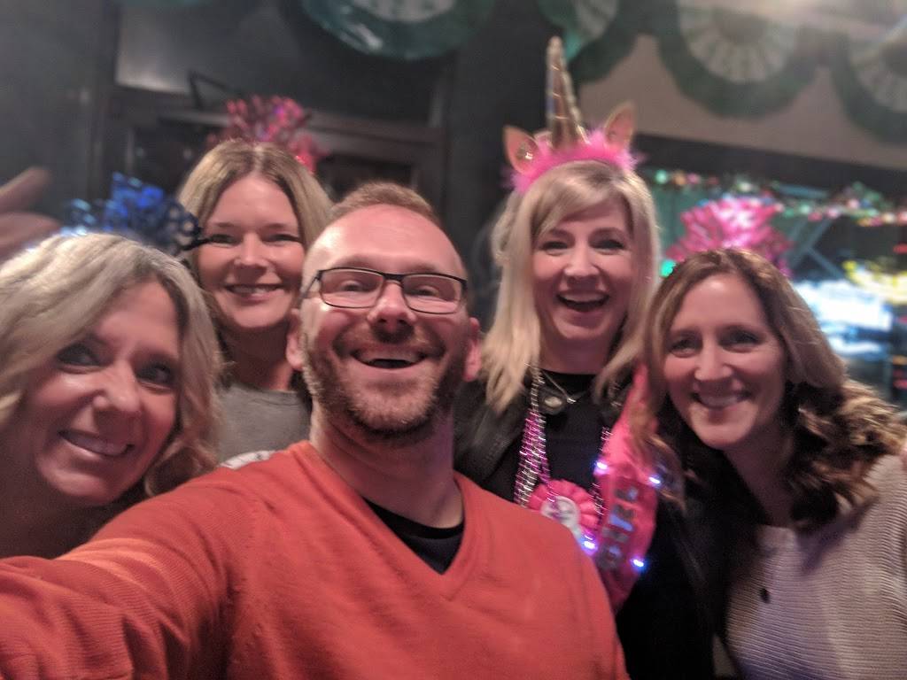 Iroquois Cafe | restaurant | 101 Main St, Iroquois, IL 60945, USA | 8154299098 OR +1 815-429-9098