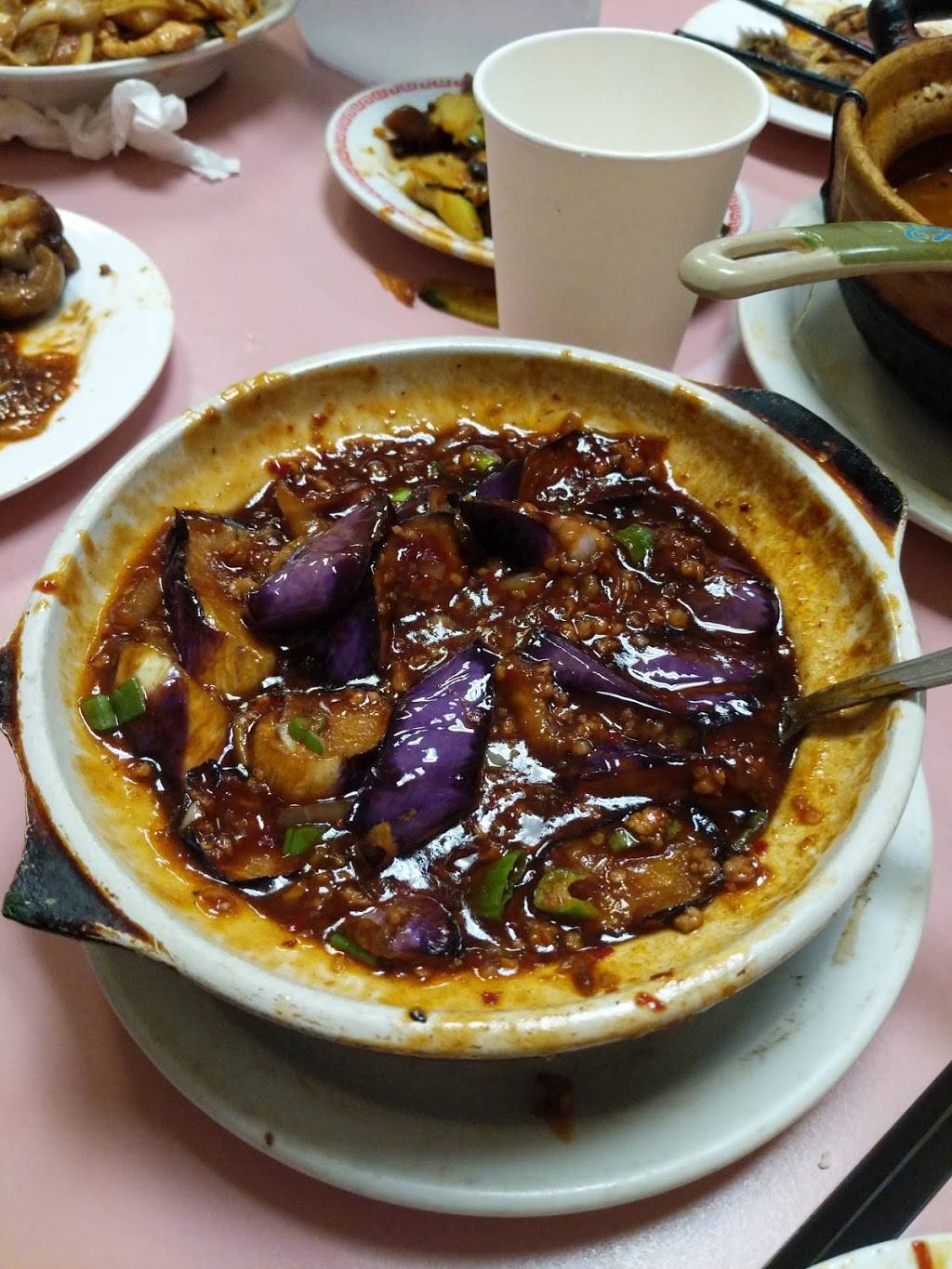 Shanghai Town | restaurant | 1260 Lake Blvd # 111, Davis, CA 95616, USA | 5307584663 OR +1 530-758-4663