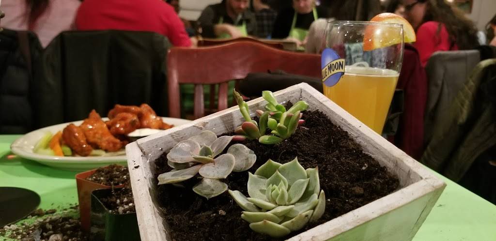 Brandy Petes | restaurant | 267 Franklin St, Boston, MA 02110, USA | 6174394165 OR +1 617-439-4165