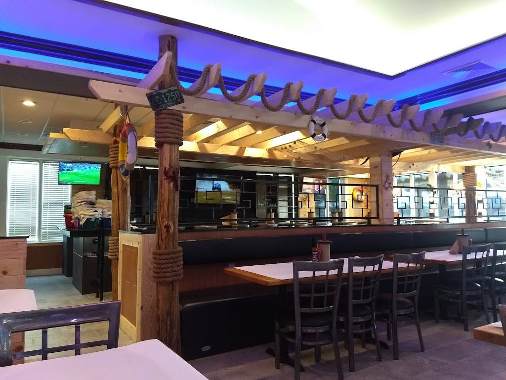 Blue Crab Juicy Seafood | meal takeaway | 8340 Kelly Ln, Indianapolis, IN 46250, USA | 3178272000 OR +1 317-827-2000