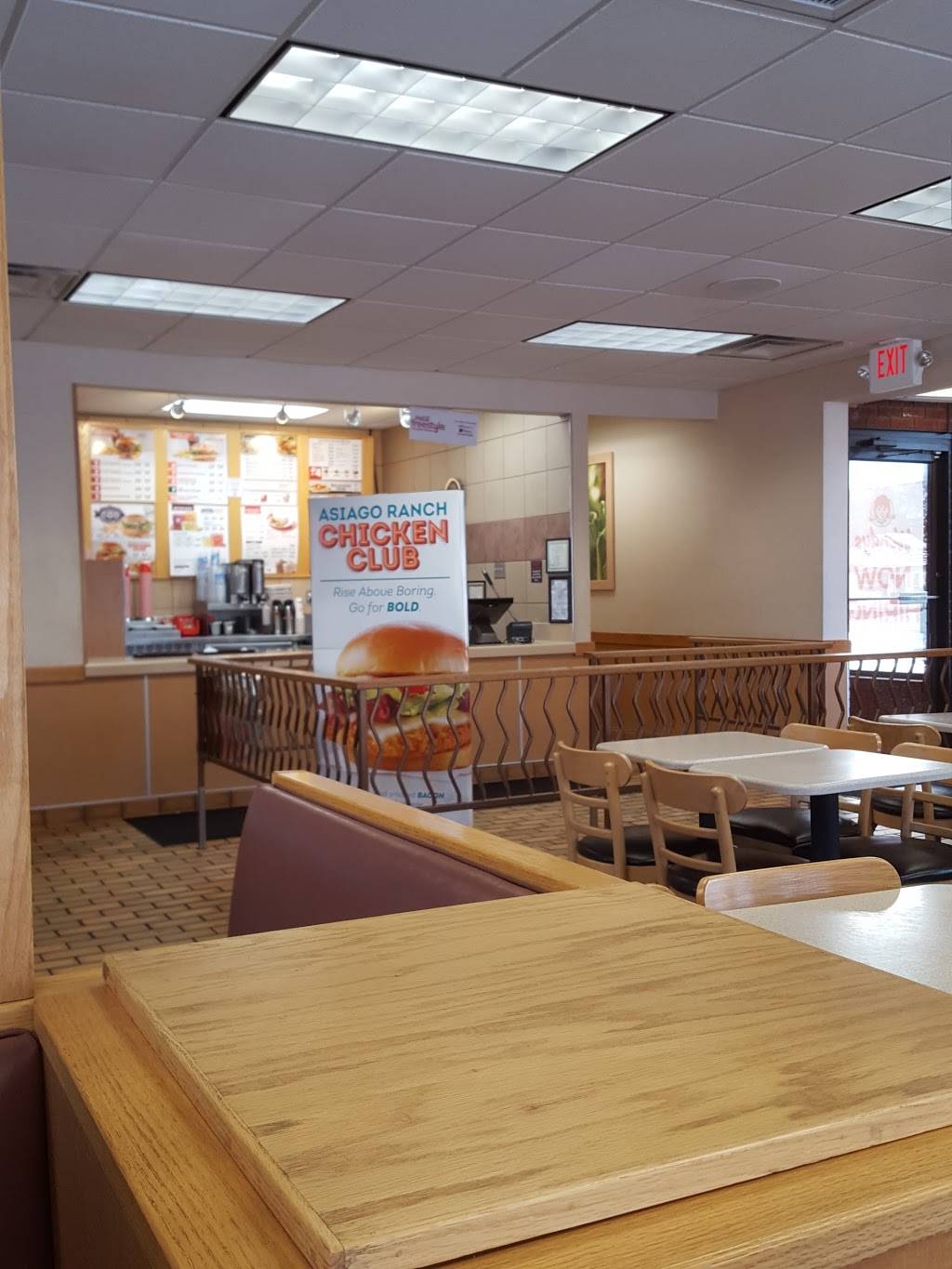 Wendys | restaurant | 315 Oriskany Blvd, Yorkville, NY 13495, USA | 3157367442 OR +1 315-736-7442