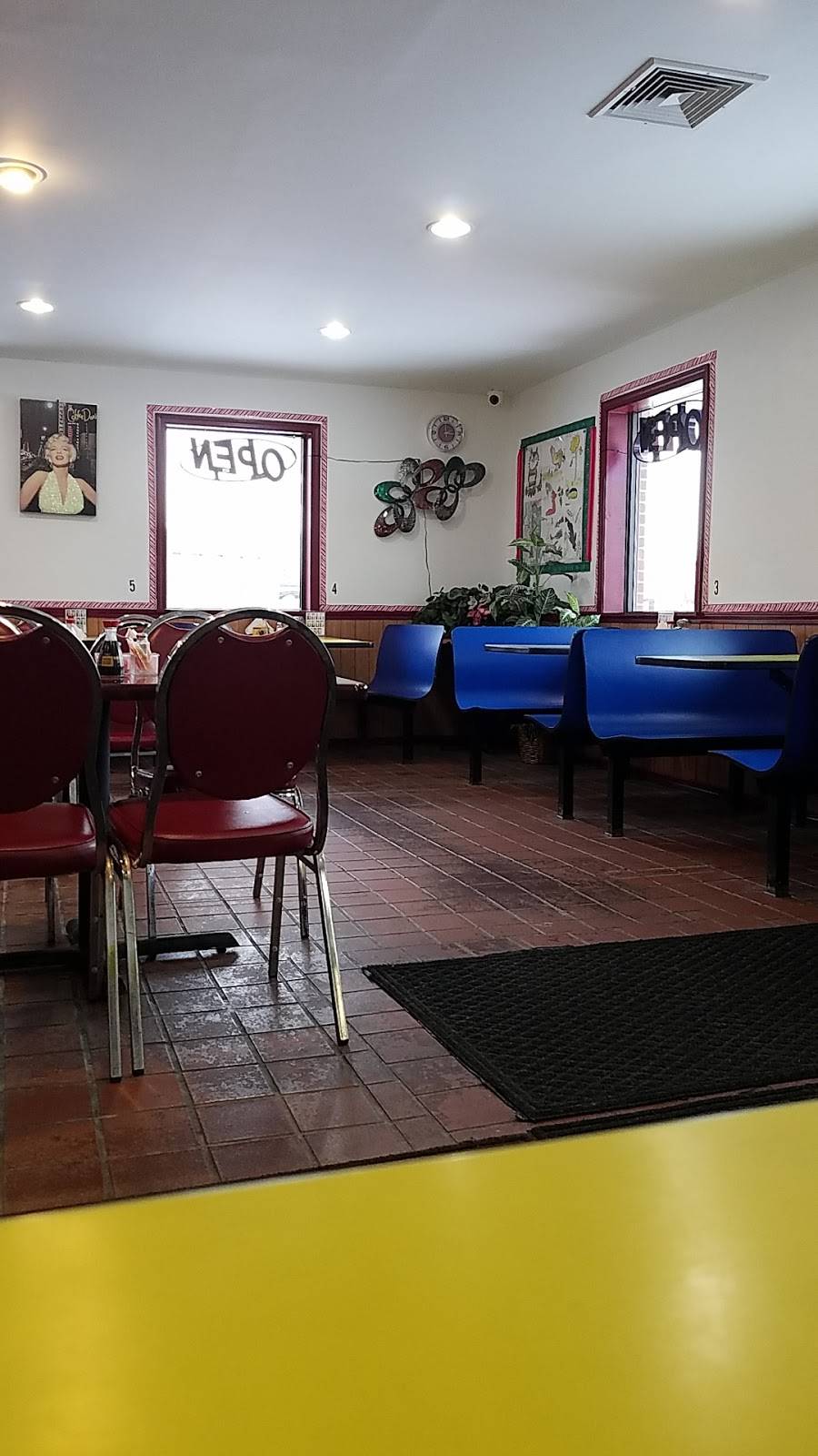 Hunan Sixth Happiness | restaurant | 2705 Martin Luther King Jr Dr, North Chicago, IL 60064, USA | 8474735346 OR +1 847-473-5346