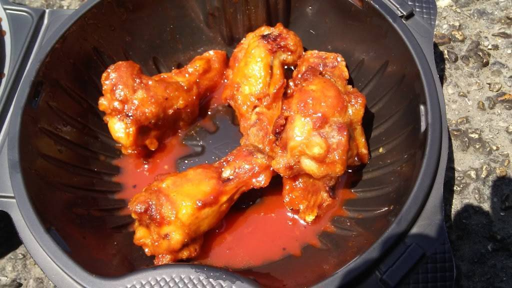 Pizza Hut | restaurant | 1156 W Jefferson St, Joliet, IL 60435, USA | 8157299300 OR +1 815-729-9300