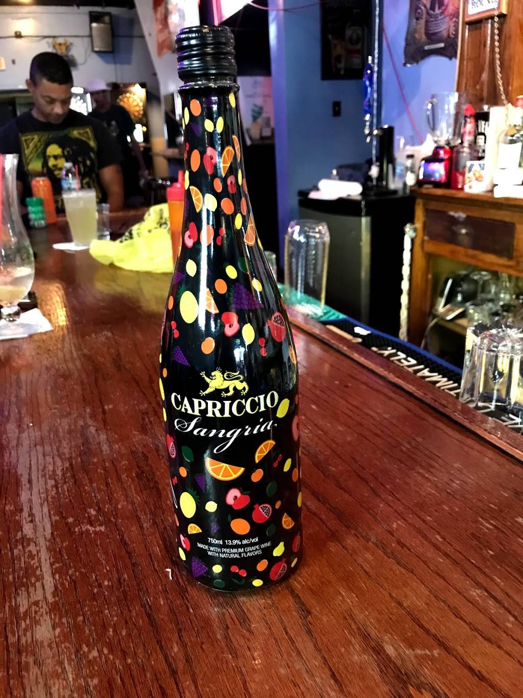 Genes Bar And Grill | restaurant | 1319 St Louis Ave #4036, St. Louis, MO 63106, USA | 3148334909 OR +1 314-833-4909