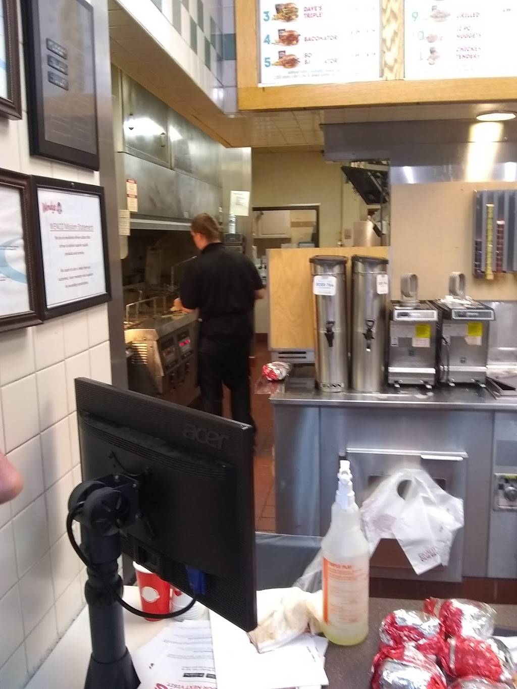 Wendys | restaurant | 4227 S Michigan St, South Bend, IN 46614, USA | 5742916171 OR +1 574-291-6171