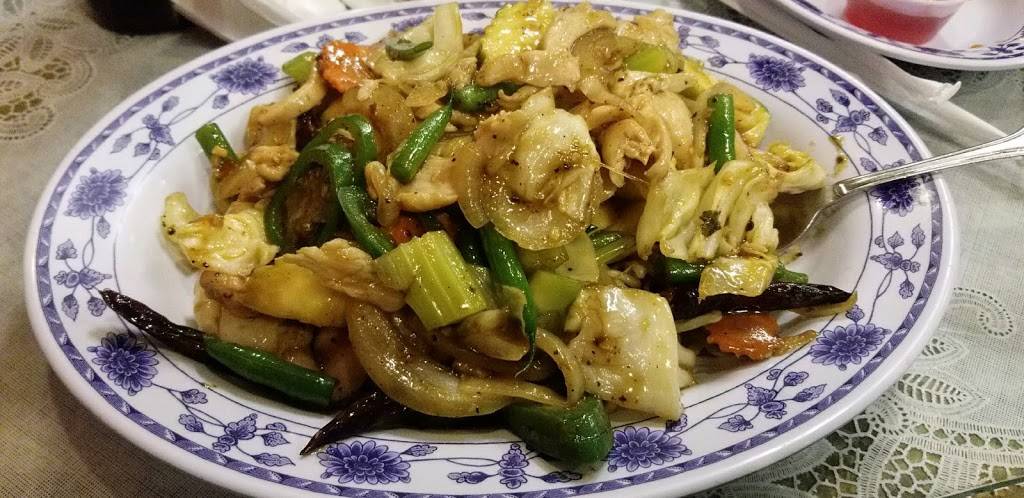 Golden Dragon Restaurant | restaurant | 5235 E Kings Canyon Rd # 101, Fresno, CA 93727, USA | 5594580488 OR +1 559-458-0488