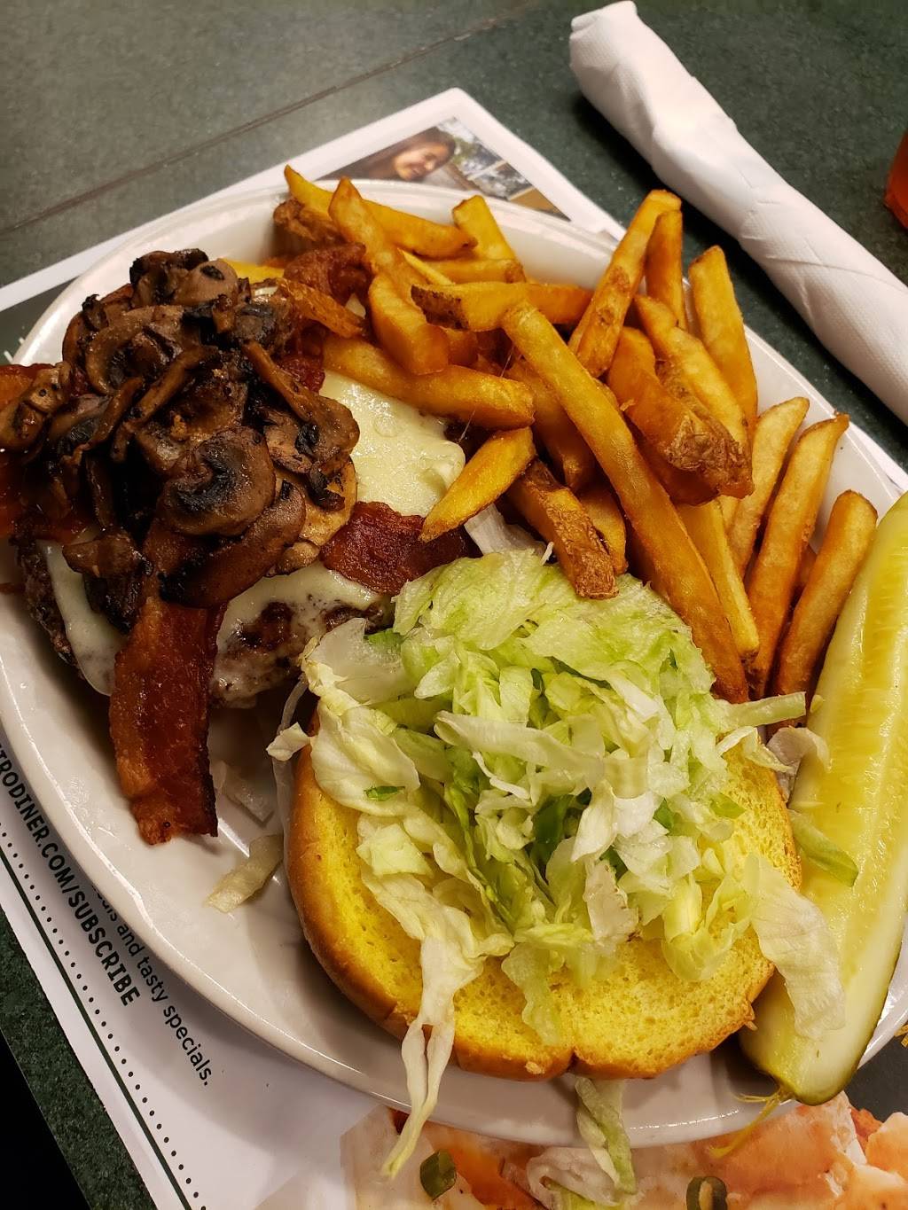 Metro Diner | cafe | 1720 Tamiami Trail Suite 100, Port Charlotte, FL 33948, USA | 9412206291 OR +1 941-220-6291