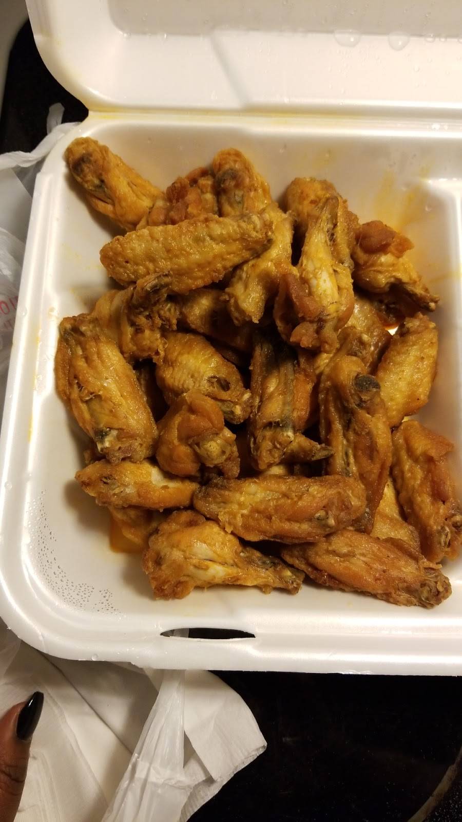 Waltons Chicken | restaurant | 915 Patriot Pkwy, Tuscaloosa, AL 35405, USA | 2057521693 OR +1 205-752-1693