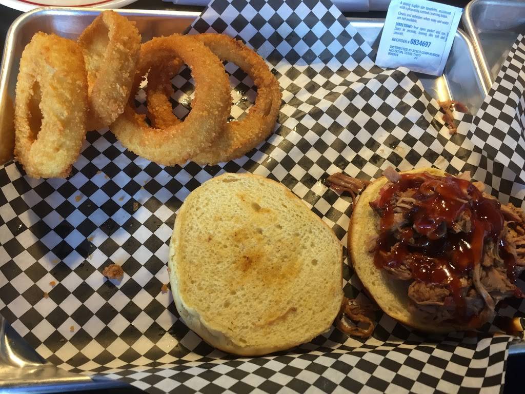 Grateful Ed’s BBQ | restaurant | 202 Court Square, Barbourville, KY 40906, USA | 6066454227 OR +1 606-645-4227