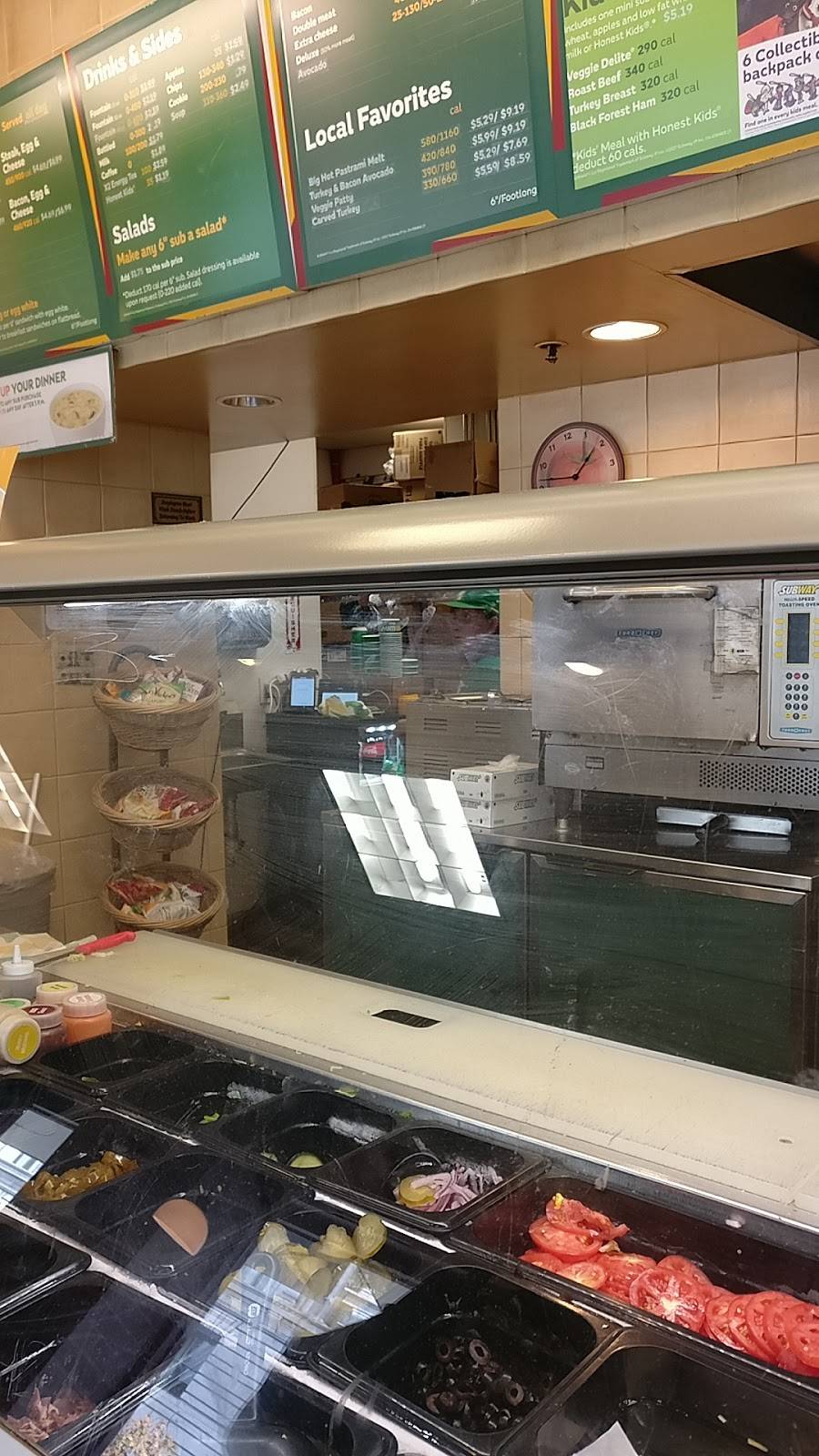 Subway Restaurants | restaurant | 1400 Mission St #131, San Francisco, CA 94103, USA | 4153497631 OR +1 415-349-7631