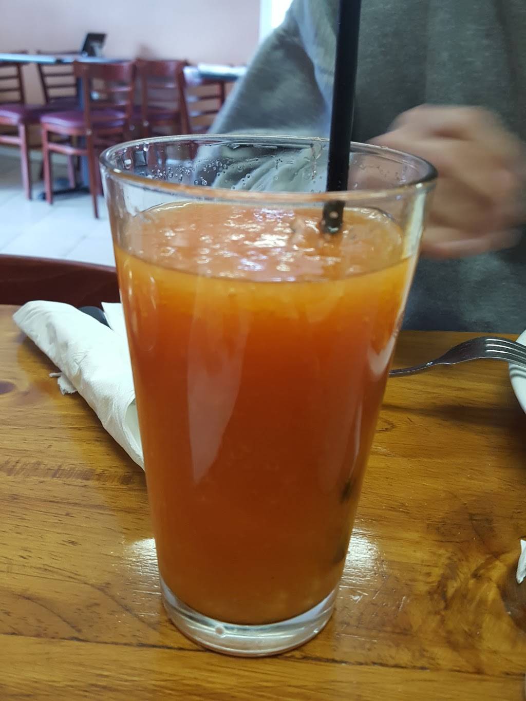 La Esquina Del Mofongo | restaurant | 236 Kimberly Ave, New Haven, CT 06519, USA | 2037727894 OR +1 203-772-7894