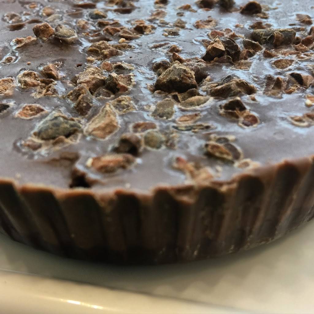 Anna in the Raw | cafe | Lobby of IMG Building, 1360 E 9th St, Cleveland, OH 44114, USA | 2165337973 OR +1 216-533-7973