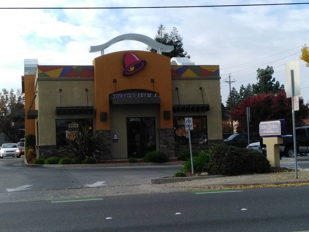 Taco Bell | meal takeaway | 2517 Oakdale Rd, Modesto, CA 95355, USA | 2095518612 OR +1 209-551-8612