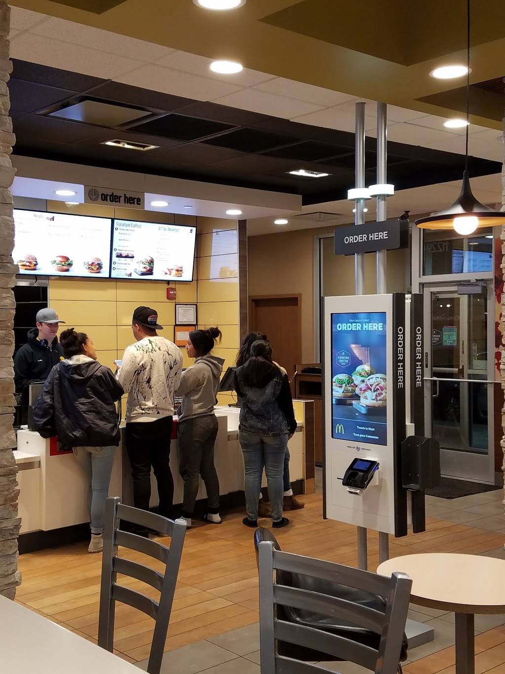 McDonalds | restaurant | 11229 Auto Mall Dr, Sandy, UT 84070, USA | 8015727805 OR +1 801-572-7805