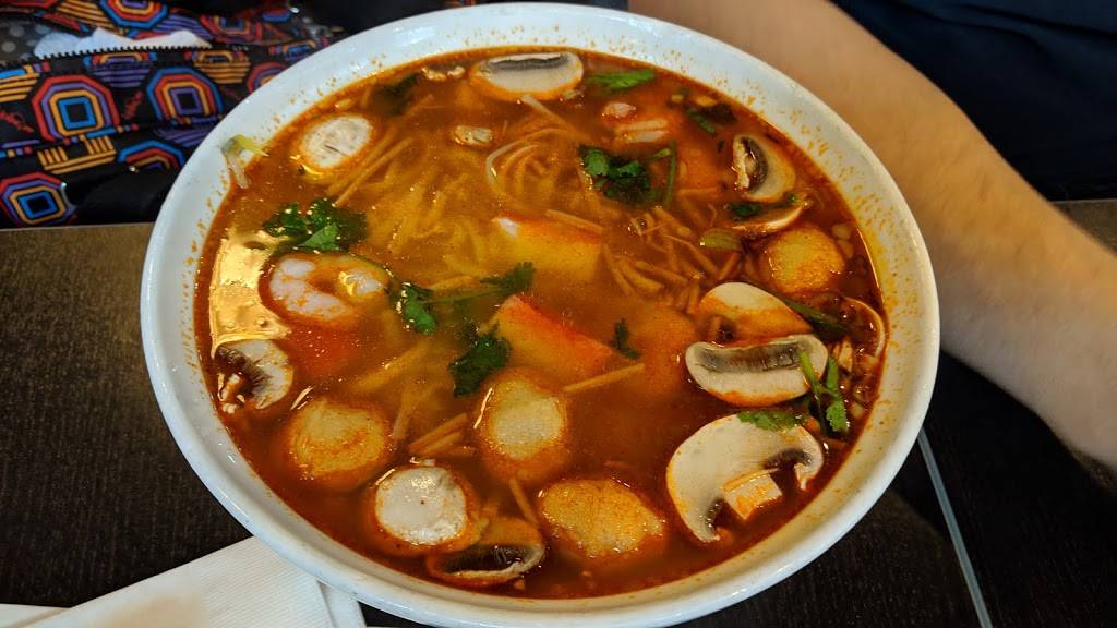 Green Lemon Grass | restaurant | 9425 Leslie St, Richmond Hill, ON L4B 3N7, Canada | 9055085328 OR +1 905-508-5328