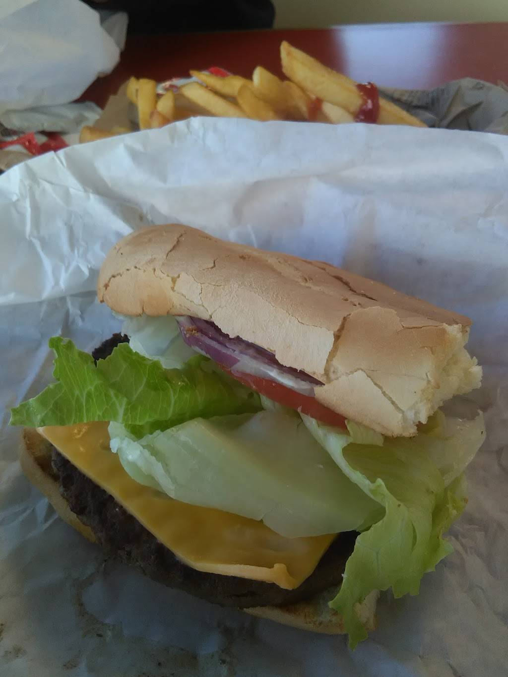 Bowinkles Drive Thru | restaurant | 912 Oak Ln, Rio Linda, CA 95673, USA | 9169919996 OR +1 916-991-9996