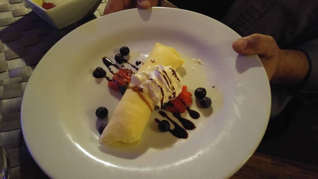 Take Five Bistro | restaurant | 1068 Erie Stree, Windsor, ON N9A 3Z2, Canada | 5199622991 OR +1 519-962-2991