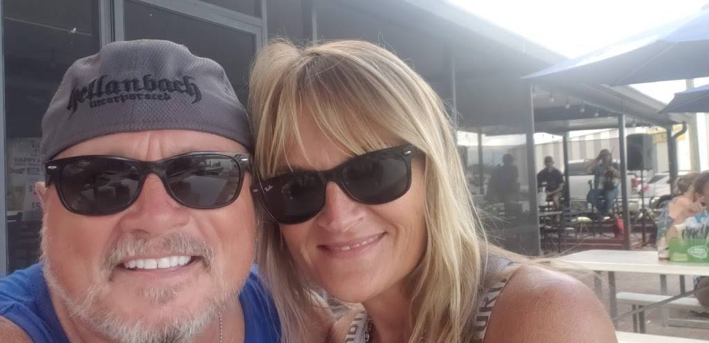 The Twisted Prop Bar & Grille | restaurant | 615 7th St SW, Winter Haven, FL 33881, USA | 8632931937 OR +1 863-293-1937