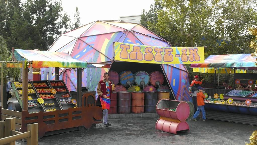 Fillmores Taste-In | meal takeaway | Disney California Adventure Park, Route 66, Anaheim, CA 92802, USA | 7147814565 OR +1 714-781-4565