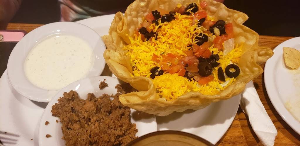 Romeos Mexican Food & Pizza | restaurant | 2395 N 90th St, Omaha, NE 68134, USA | 4023918870 OR +1 402-391-8870