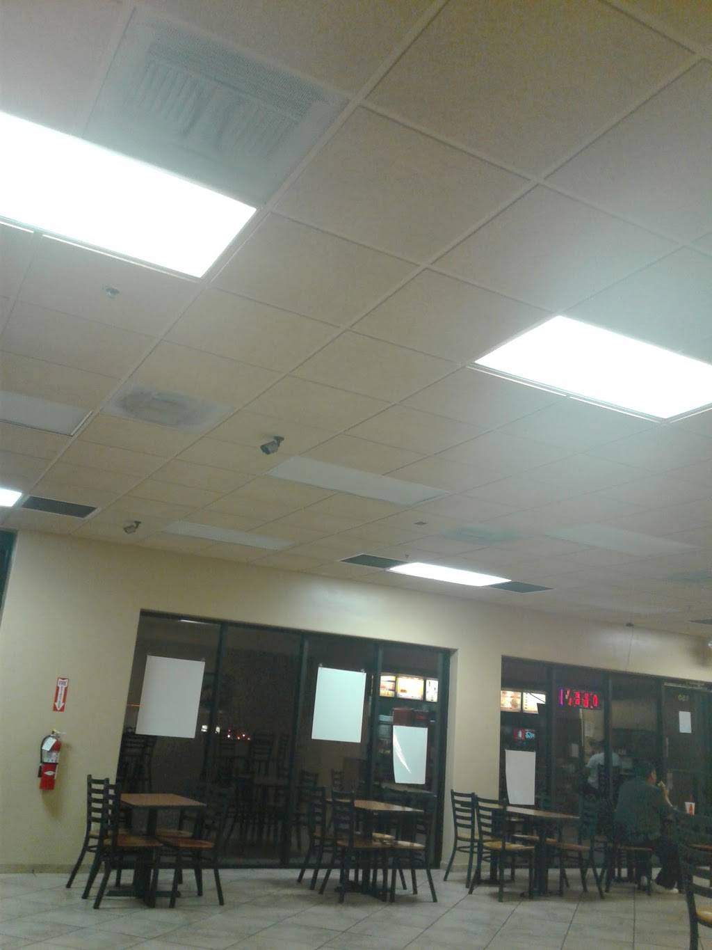 Viva Burrito Co | restaurant | 2060 W River Rd, Tucson, AZ 85704, USA | 5208872382 OR +1 520-887-2382