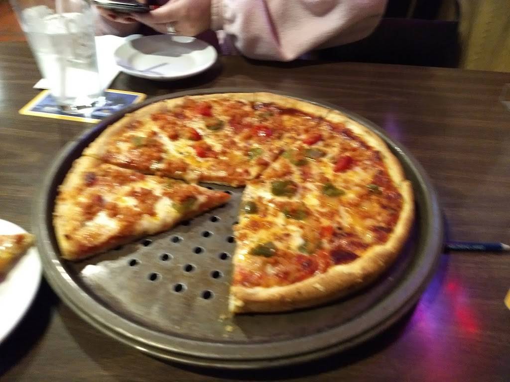 Atlantic Cafe | restaurant | 10 Plain St, Taunton, MA 02780, USA | 5088245144 OR +1 508-824-5144