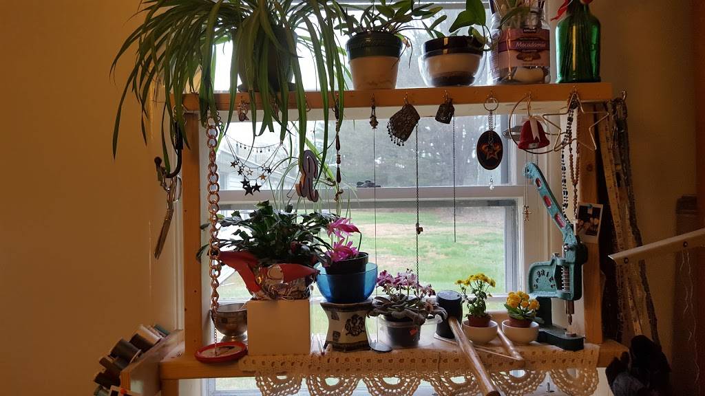 Dunkin | bakery | 12 N Main St, West Lebanon, NH 03784, USA | 6032988302 OR +1 603-298-8302