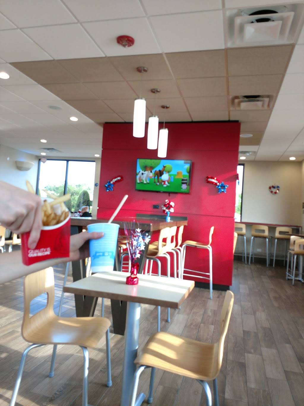 Wendys | restaurant | 19175 South La Grange Road, Mokena, IL 60448, USA | 7084792560 OR +1 708-479-2560