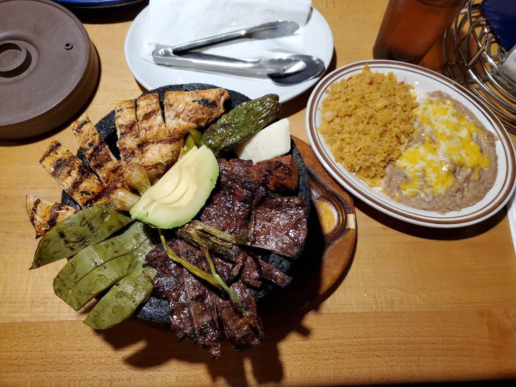 Mazatlan Restaurant | restaurant | 1435 NW 185th Ave, Beaverton, OR 97006, USA | 5034661410 OR +1 503-466-1410