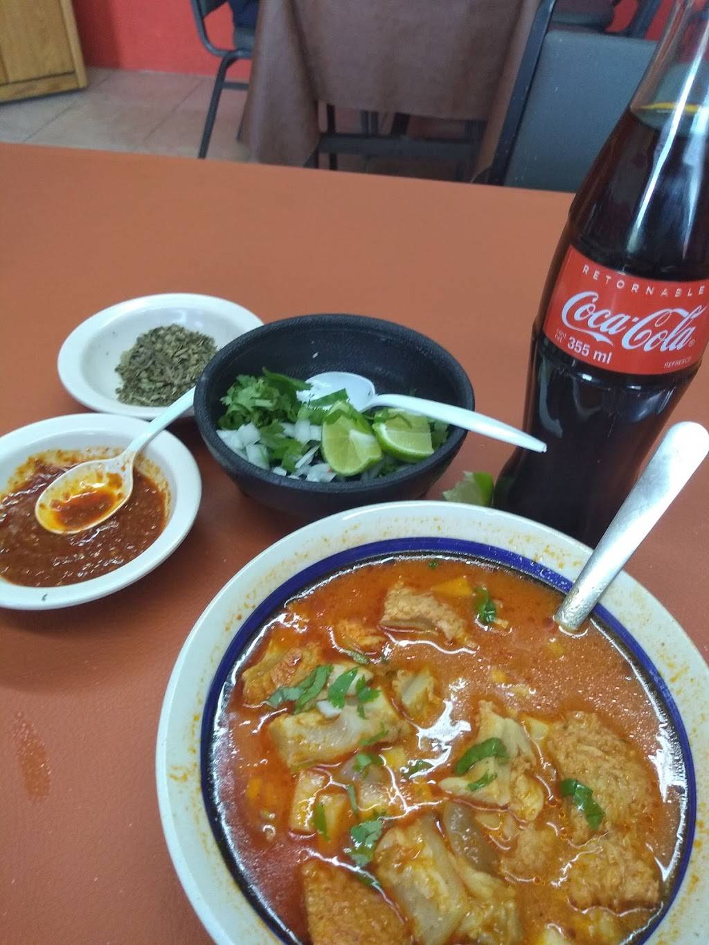 Guerrero Menuderia y Antojitos | restaurant | Av. Hermosillo 206, Obrera, Tijuana, B.C., Mexico | 016643867249 OR +52 664 386 7249