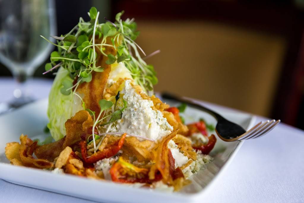 Thoroughbreds Restaurant | restaurant | 9706 N Kings Hwy, Myrtle Beach, SC 29572, USA | 8434972636 OR +1 843-497-2636