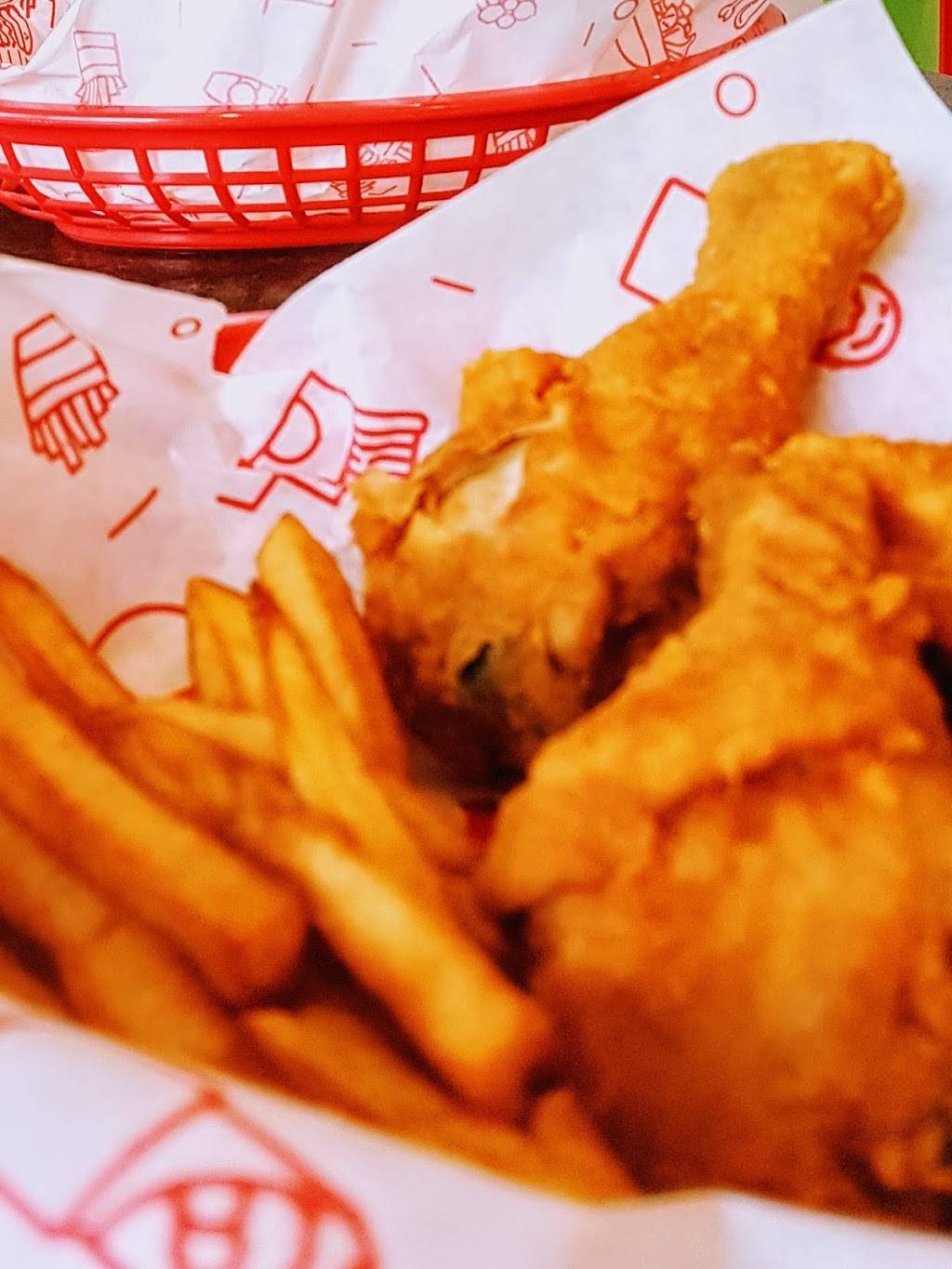 Fritou Loretteville | restaurant | 11150 Boulevard Valcartier, Québec, QC G2A 2M5, Canada | 4189152829 OR +1 418-915-2829