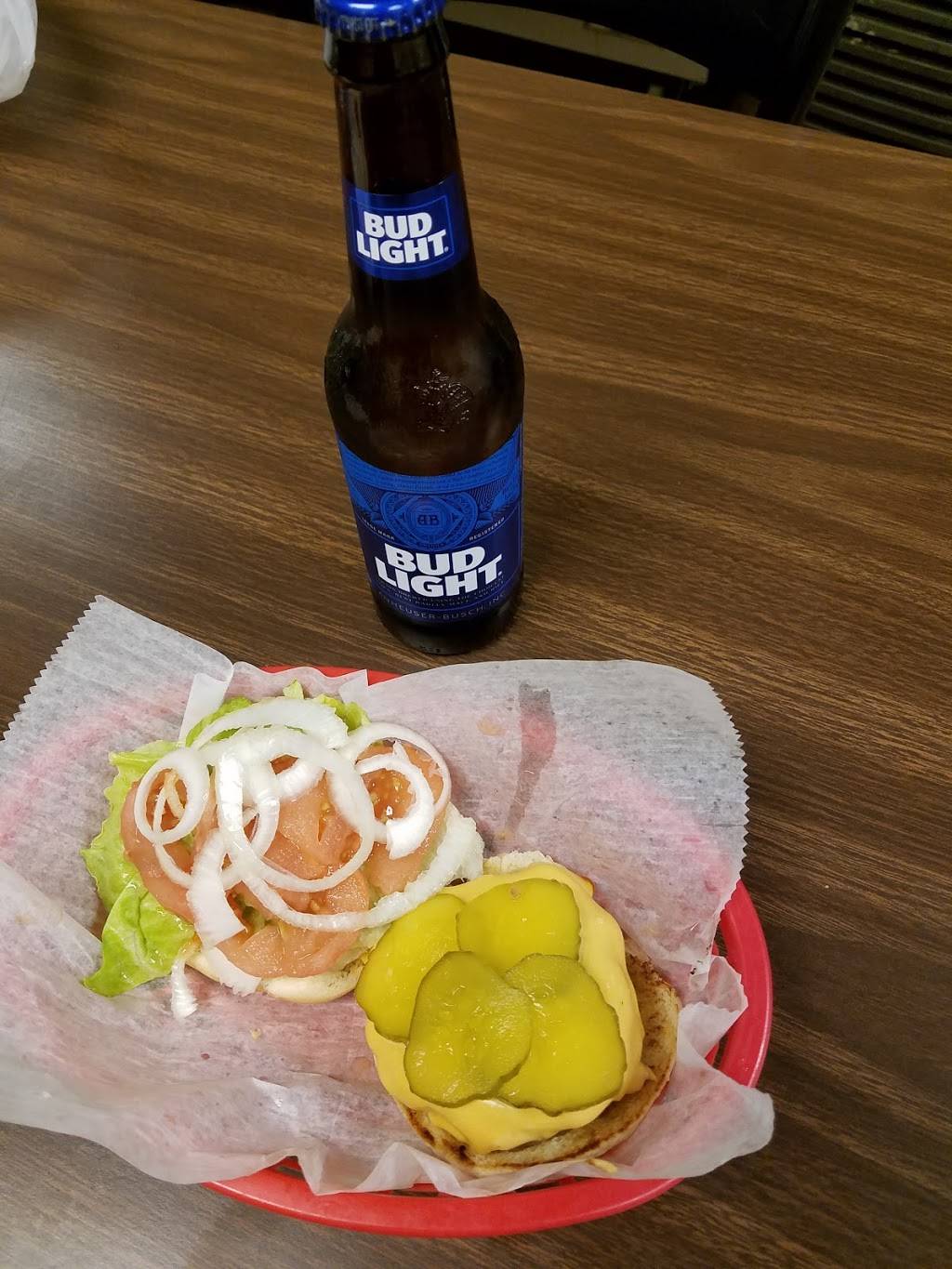 City Limits Bar & Grill | restaurant | 24501 Grand River Ave, Detroit, MI 48219, USA | 3135328550 OR +1 313-532-8550