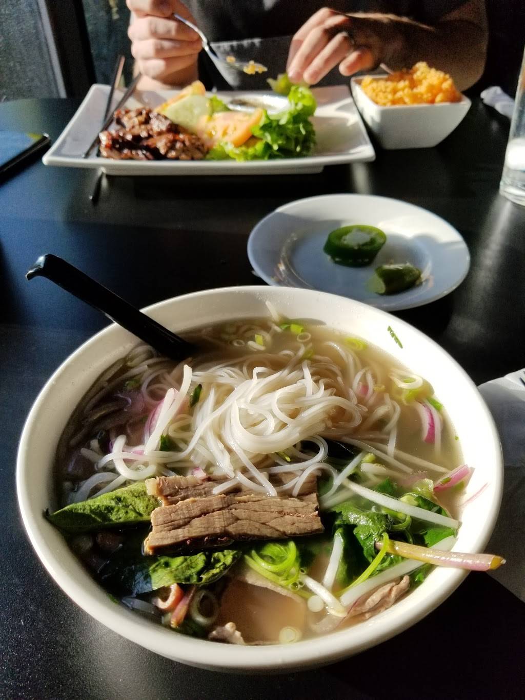 Non La Vietnamese Cuisine | restaurant | 18041 SW Lower Boones Ferry Rd, Tigard, OR 97224, USA | 5035217395 OR +1 503-521-7395