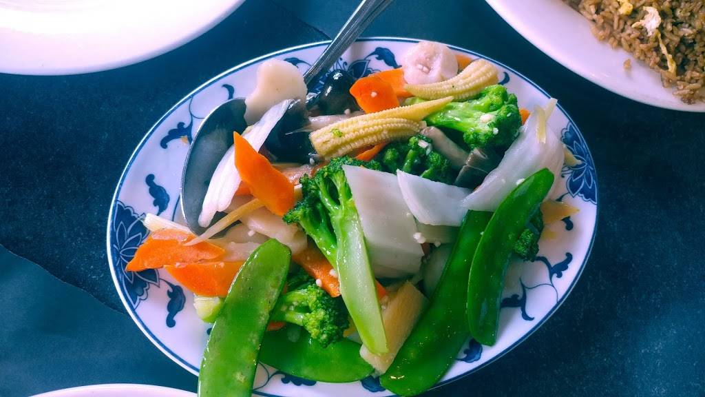 Green Tea | restaurant | 126 Newbury St, Peabody, MA 01960, USA | 9785358300 OR +1 978-535-8300