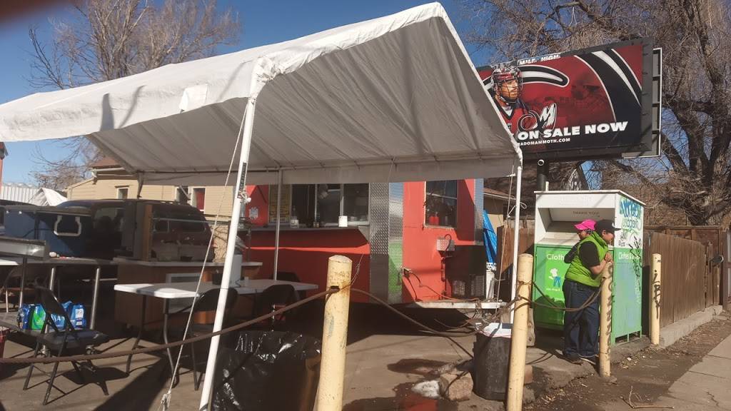 Mía Cocinita | restaurant | 4921 Washington St, Denver, CO 80216, USA | 3035851413 OR +1 303-585-1413