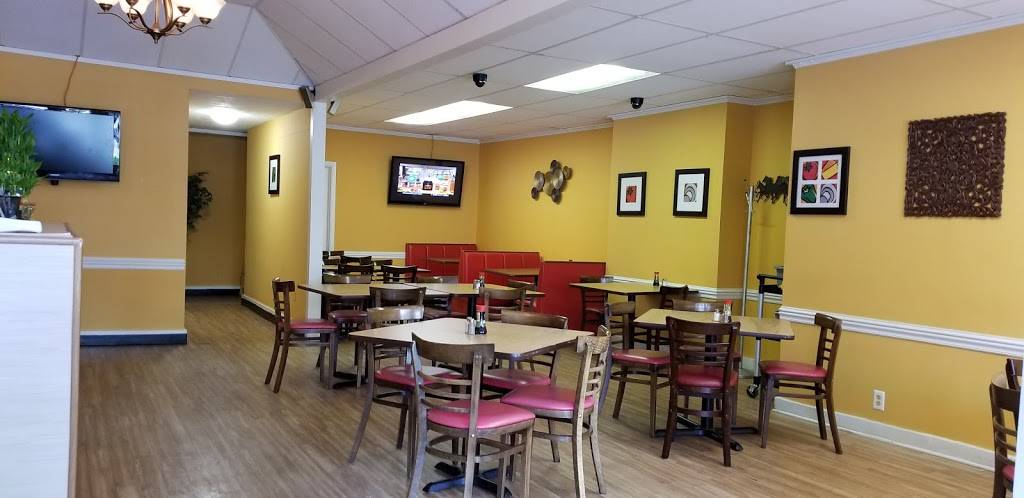 Sichuan Chinese Restaurant and Hot-Pot | restaurant | 122 E Beaufort St, Normal, IL 61761, USA | 3098889999 OR +1 309-888-9999