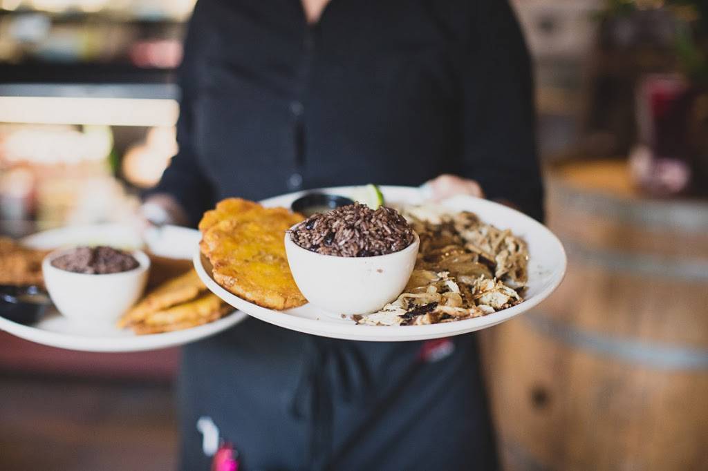 Sergios Restaurant | meal delivery | 9300 NW 77th Ave, Hialeah Gardens, FL 33016, USA | 3053621234 OR +1 305-362-1234