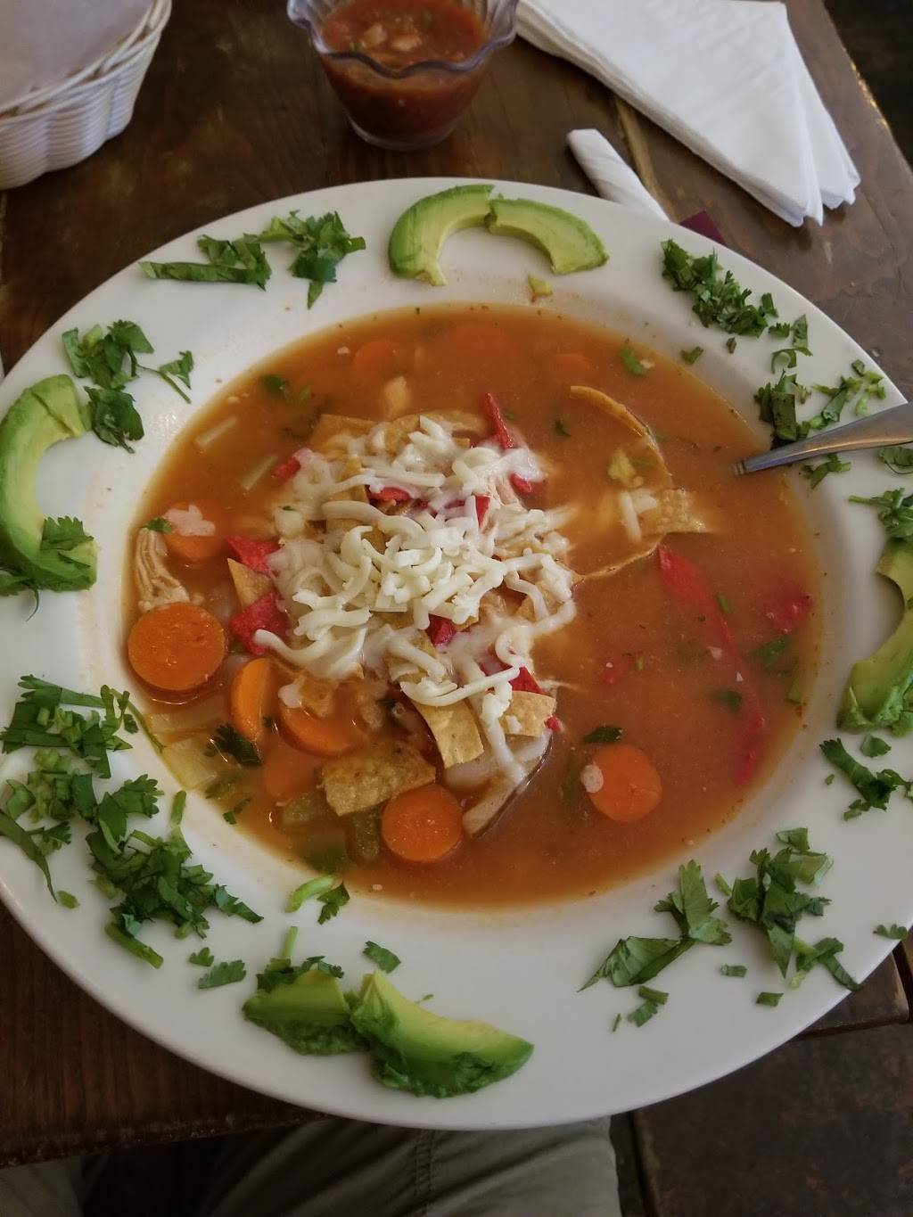 Mexico Lindo Restaurant | restaurant | 350 Hollywood Blvd, Birmingham, AL 35209, USA | 2058708154 OR +1 205-870-8154