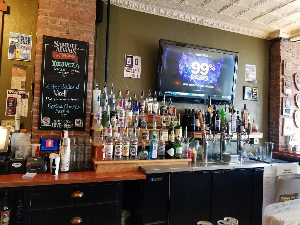 Rudders Public House | restaurant | 70 Wallingford Square, Kittery, ME 03904, USA | 2077032324 OR +1 207-703-2324