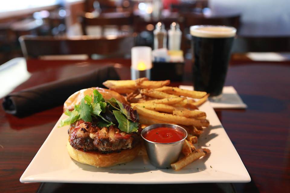 Craft 60 Ale House | restaurant | 13361 Warwick Blvd Ste B, Newport News, VA 23602, USA | 7579880506 OR +1 757-988-0506