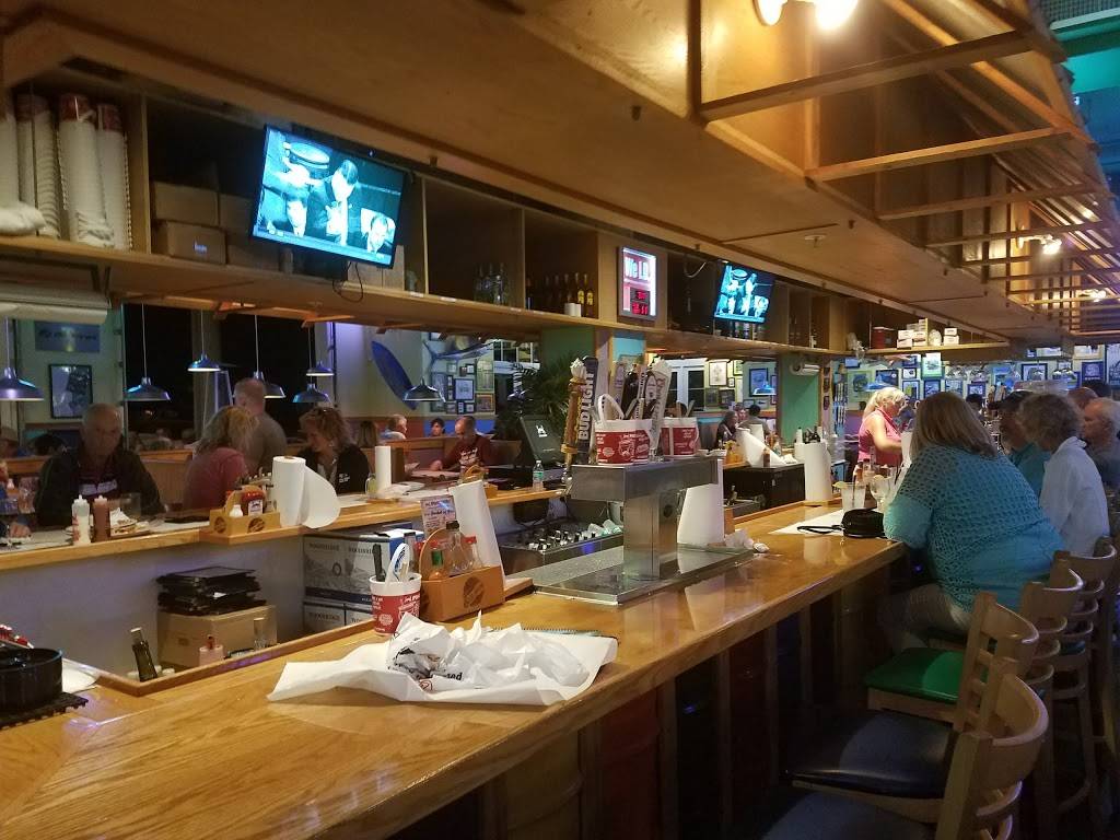 Pinchers | restaurant | 5991 Silver King Blvd, Cape Coral, FL 33914, USA | 2395407939 OR +1 239-540-7939