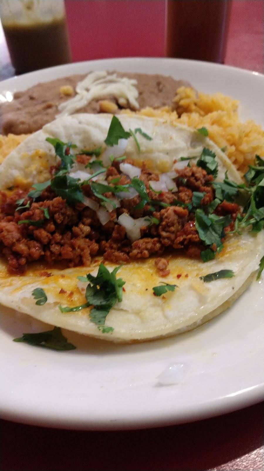 Tacos Martinez | restaurant | 1713 11th St, Monroe, WI 53566, USA | 6083244613 OR +1 608-324-4613