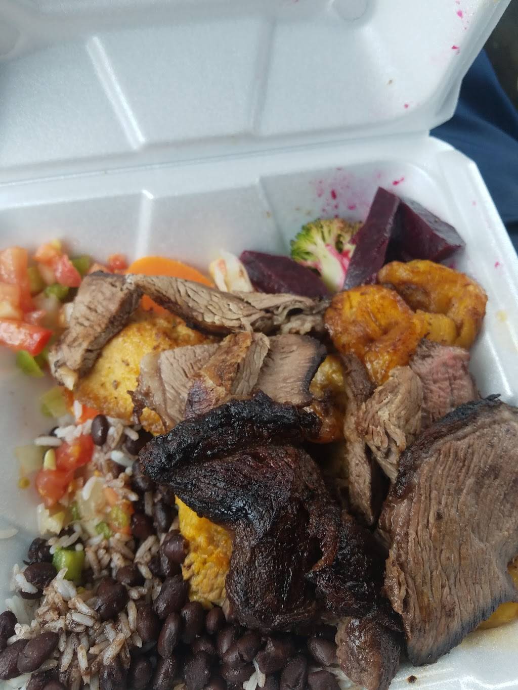 Terra Nossa Center Market | restaurant | 1501 Bedford St, Abington, MA 02351, USA | 7819822272 OR +1 781-982-2272