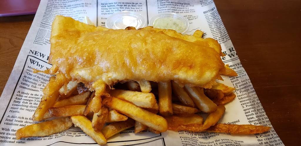 Js Fish & Chips | restaurant | 17205 Leslie St #2, Newmarket, ON L3Y 8Y8, Canada | 9052352600 OR +1 905-235-2600