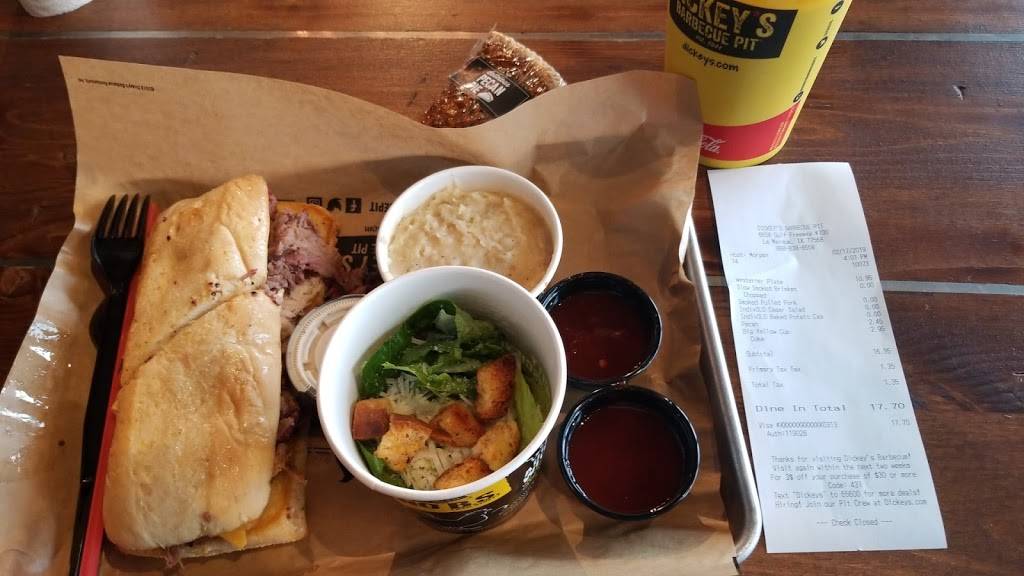 Dickeys Barbecue Pit | restaurant | 6608 Gulf Fwy Suite 700, La Marque, TX 77568, USA | 8888386558 OR +1 888-838-6558