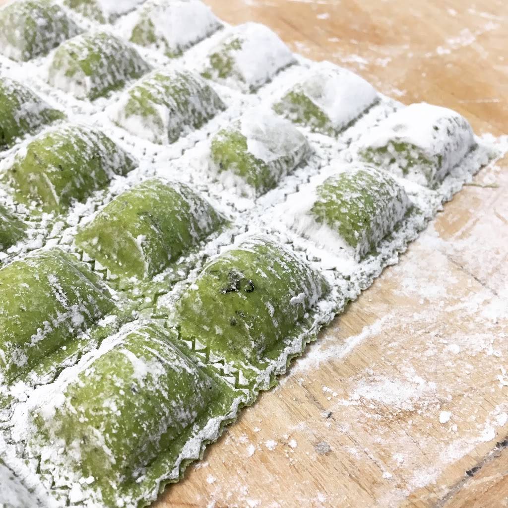 Mr Pasta | restaurant | 7311 Collins Ave, Miami Beach, FL 33141, USA | 3058668020 OR +1 305-866-8020