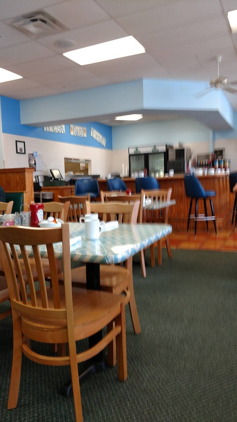 Peachs Restaurants - SR64 E | restaurant | 5240 FL-64, Bradenton, FL 34208, USA | 9417476200 OR +1 941-747-6200