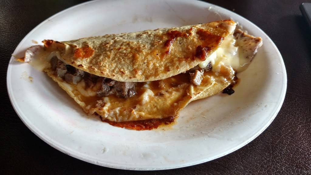 Menudería Guadalajara OTAY | restaurant | Lázaro Cárdenas 2632, Maestros Universitarios, 22457 Tijuana, B.C., Mexico | 016642109850 OR +52 664 210 9850